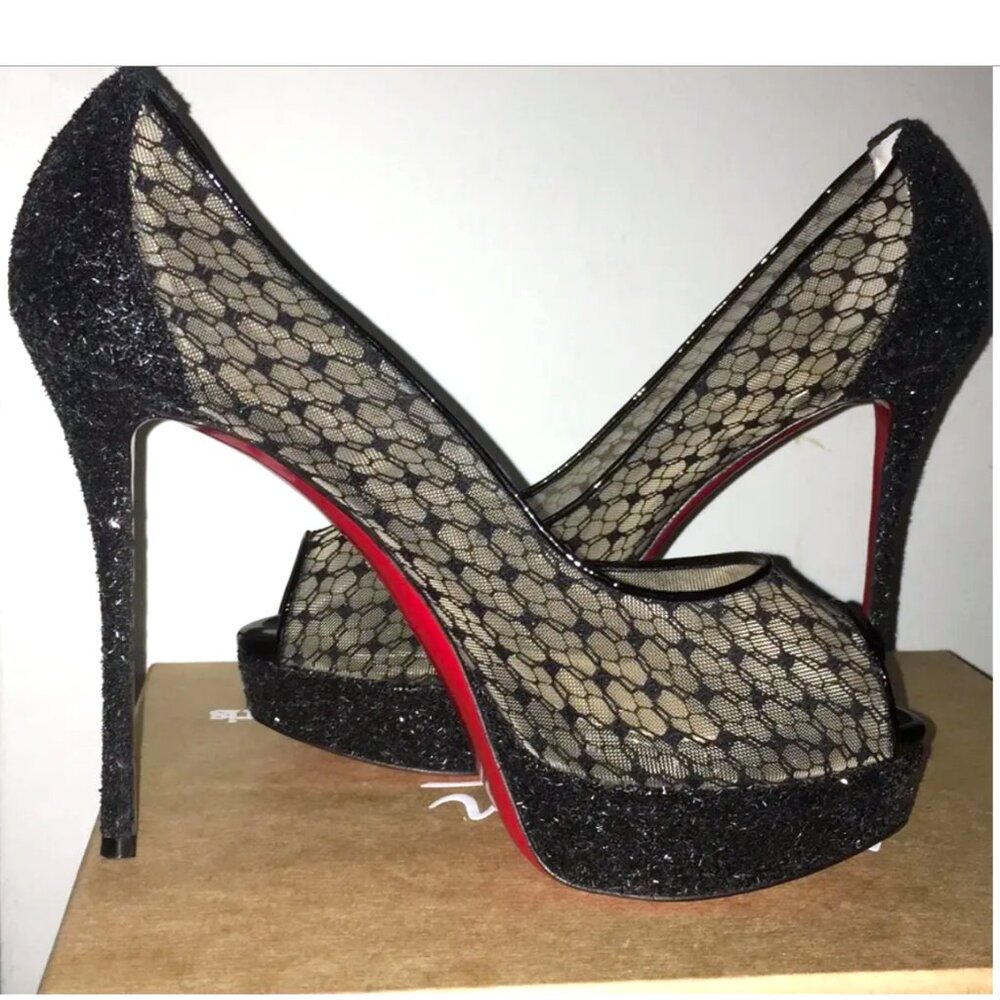 Christian Louboutin Platform Peep Toe Lace Patent Leather - Picture 5 of 9